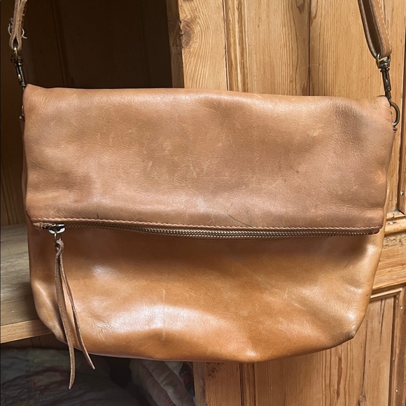 Able Emmett Leather Crossbody Bag - Picture 2 of 11